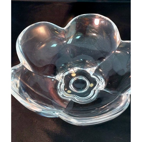 Orrefors Pomona 5 Lobe Lotus Crystal Bowl signed 7 1/2" by 3.5' Tall - Picture 2 of 5